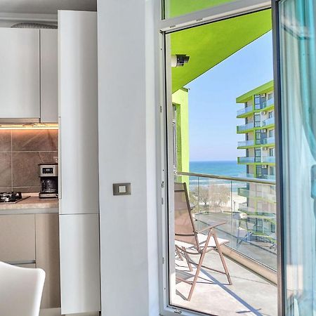 Sea Love Apt Spa N Pools Beach Resort Navodari Ngoại thất bức ảnh
