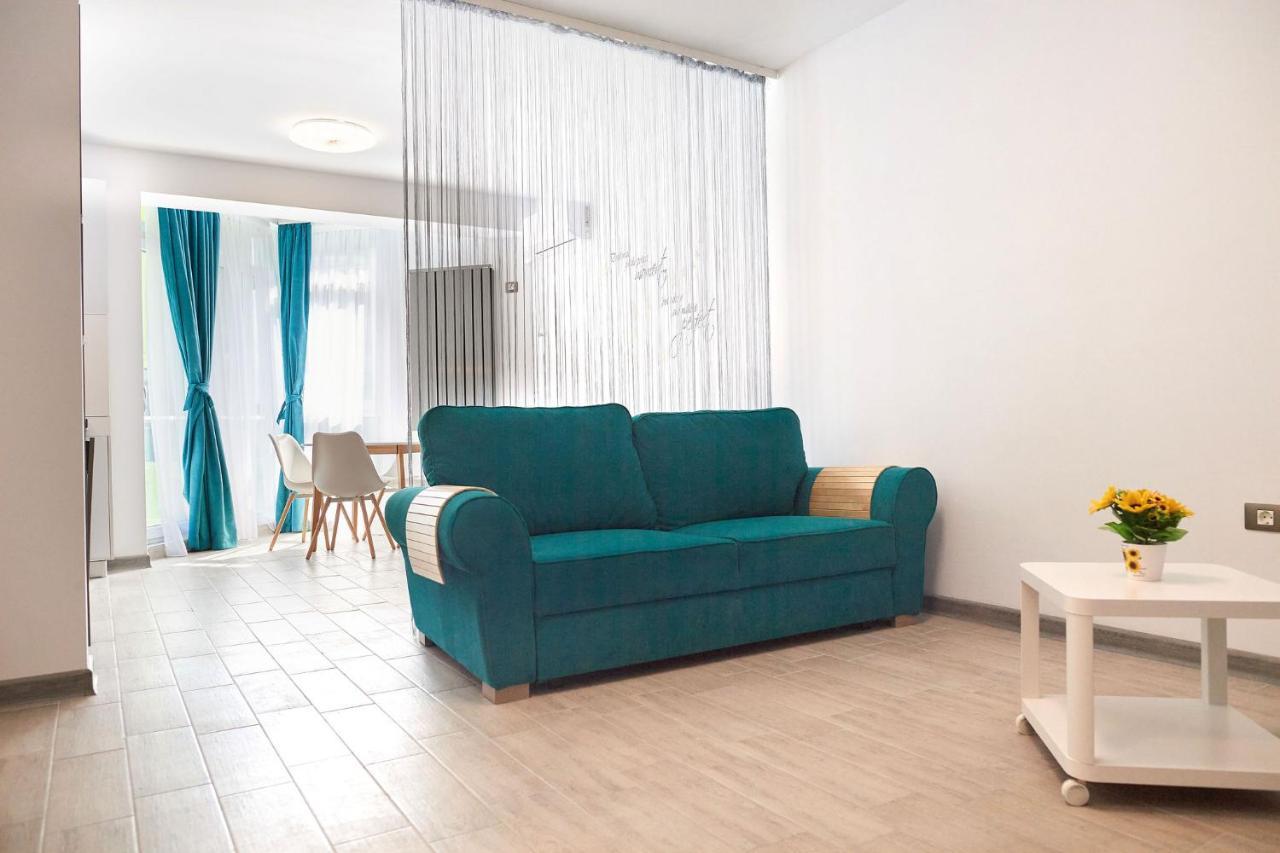 Sea Love Apt Spa N Pools Beach Resort Navodari Ngoại thất bức ảnh