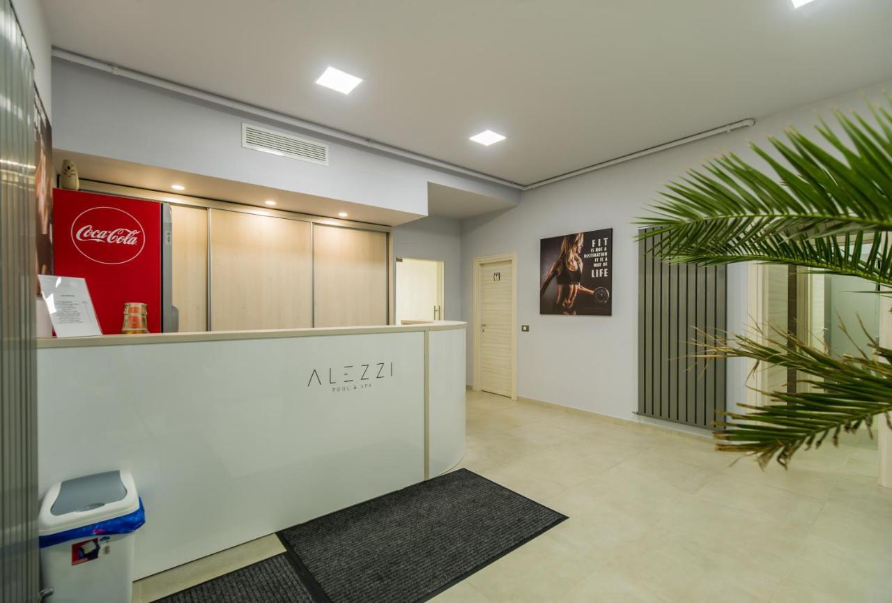 Sea Love Apt Spa N Pools Beach Resort Navodari Ngoại thất bức ảnh